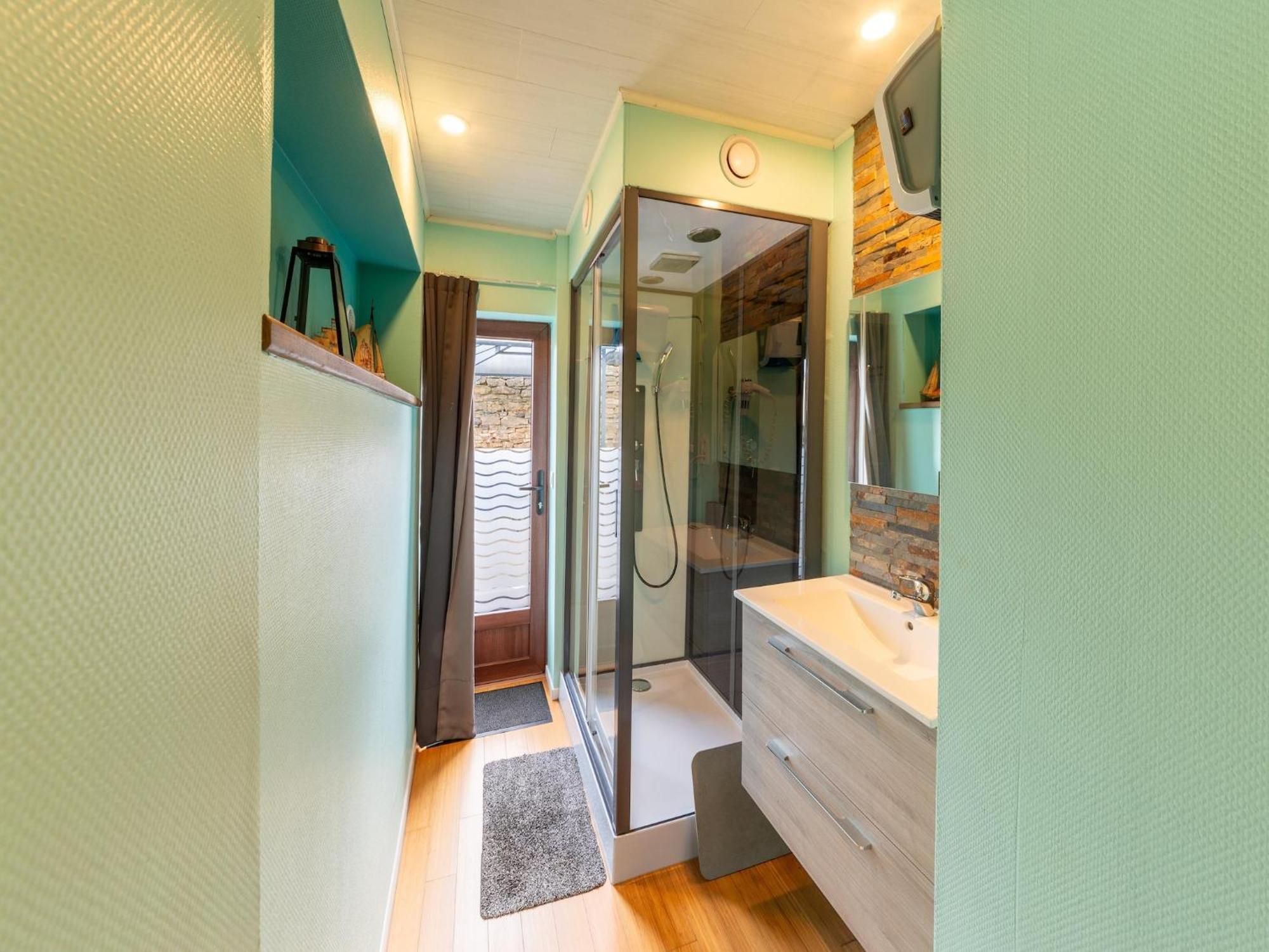 Holiday Home With Bubble Bath Florenville Exterior photo